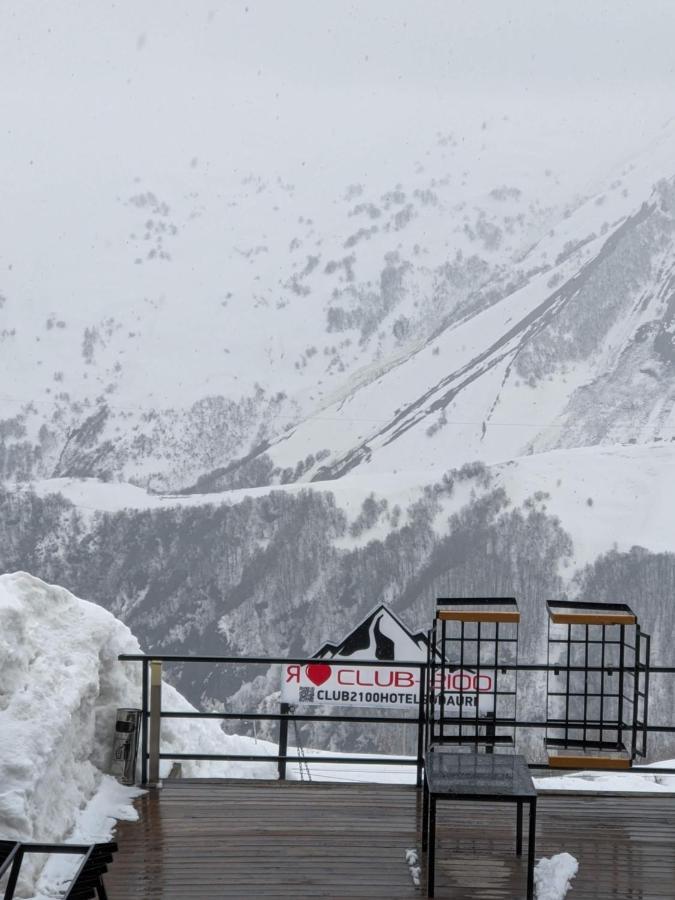 Club 2100 Ski In Studio Gudauri Exterior foto
